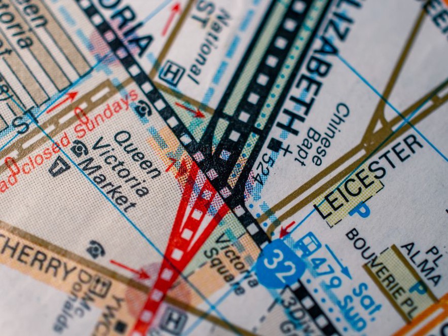 Détail cartographique d’un carrefour urbain sur GPS